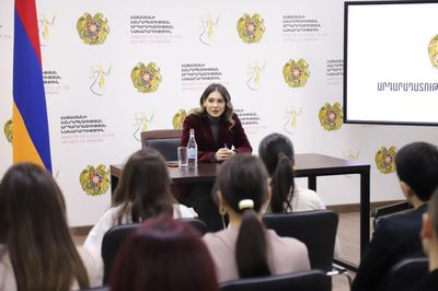 Սրբուհի Գալյանը հանդիպել է մի շարք համալսարանների ուսանողներին